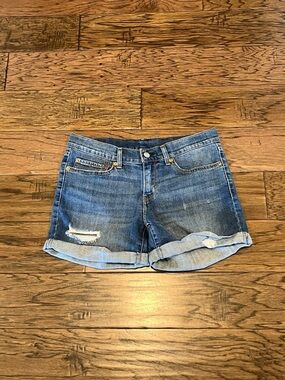 Levi’s Cuffed Shorts Low Rise Size 27